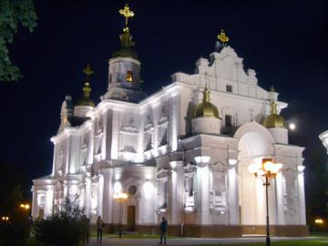 Перелік полтавських телеканалів, які транслюватимуть богослужіння на Великдень